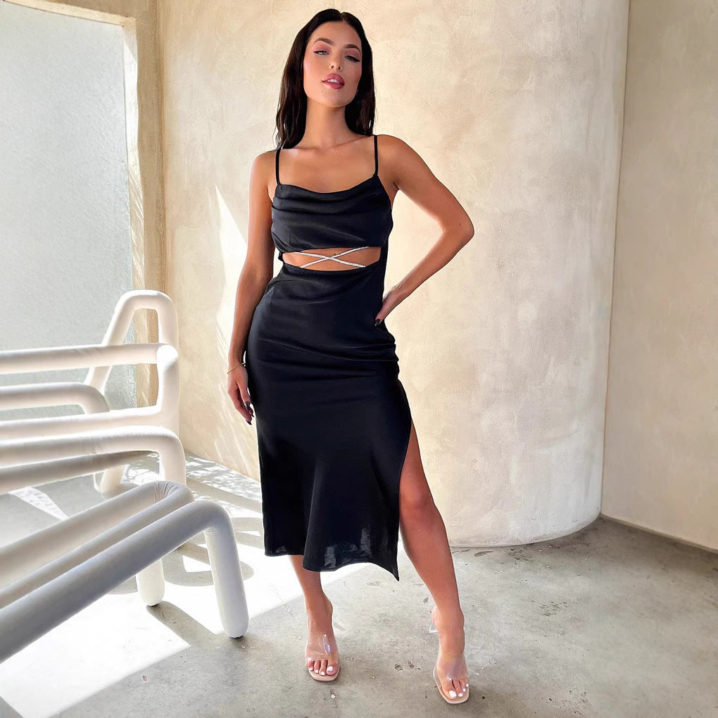 Damen Elegantes Satin-Maxi-Kleid mit splittem Design und verstellbaren Spaghettiträgern Echo Archiv