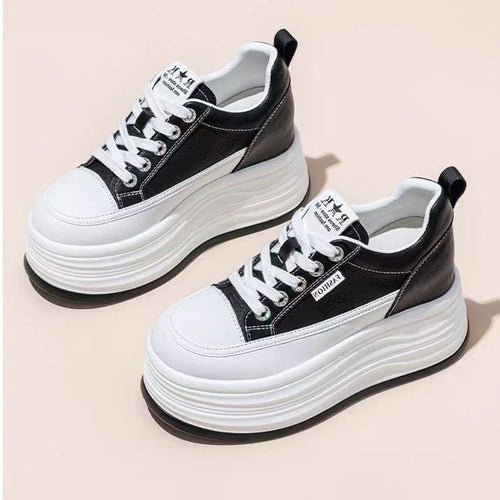Damen Plateau Sneaker mit eleganter Silhouette und dämpfender Sohle Echo Archiv