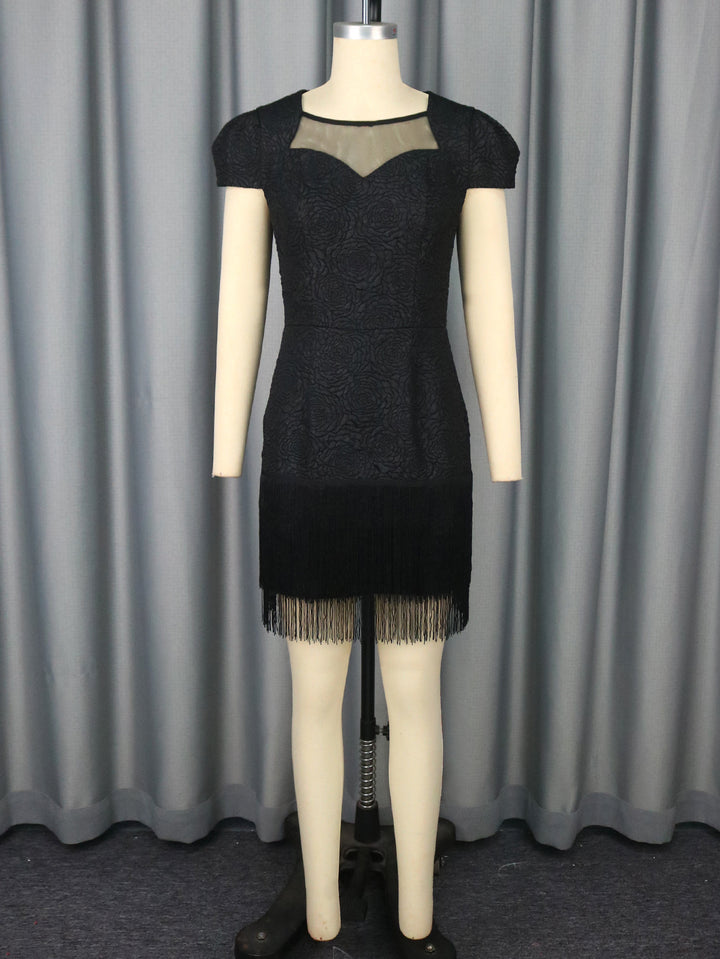 Damen Glamouröses Kleid mit Fransen und transparentem Detail Echo Archiv