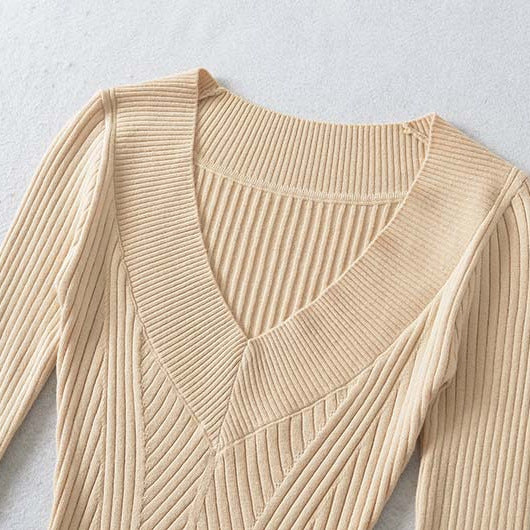 Damen Taillierter Rippstrick-Pullover mit V-Ausschnitt und formgebender Struktur Echoarchiv