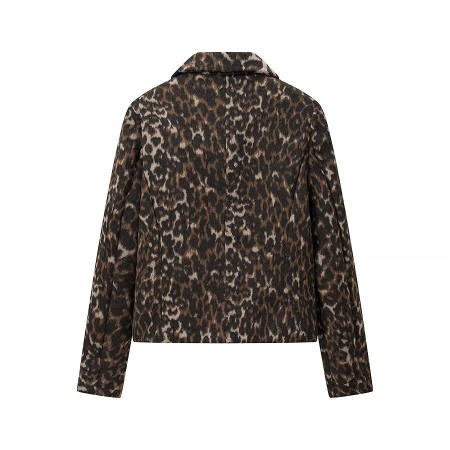 Damen Boxy‑Kurzjacke mit Leopardenmuster, Hemdkragen und aufgesetzten Pattentaschen Echo Archiv