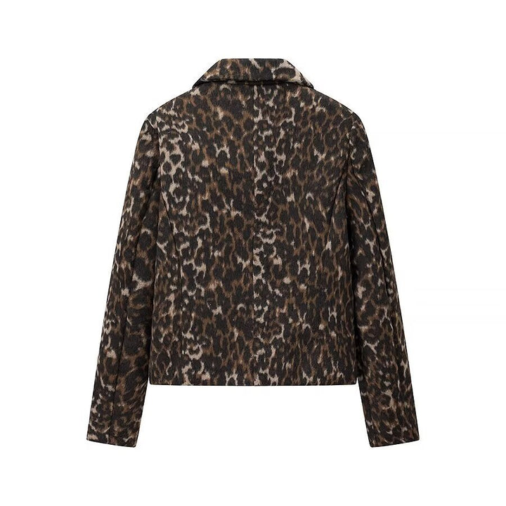 Damen Boxy‑Kurzjacke mit Leopardenmuster, Hemdkragen und aufgesetzten Pattentaschen Echo Archiv