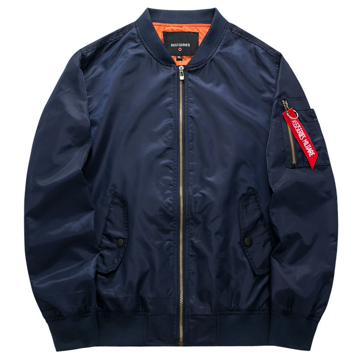 Herren Moderne Nylon-Bomberjacke mit kontrastierendem Innenfutter, Ärmel-Reißverschlusstasche und Rippbündchen Echo Archiv