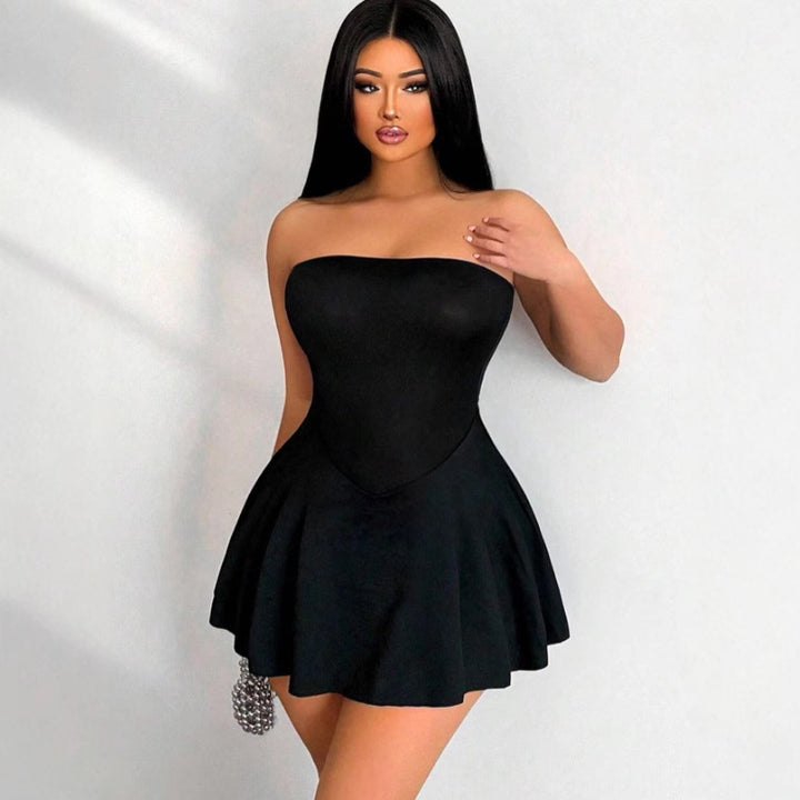 Damen Mini-Kleid mit schulterfreier Silhouette Echo Archiv