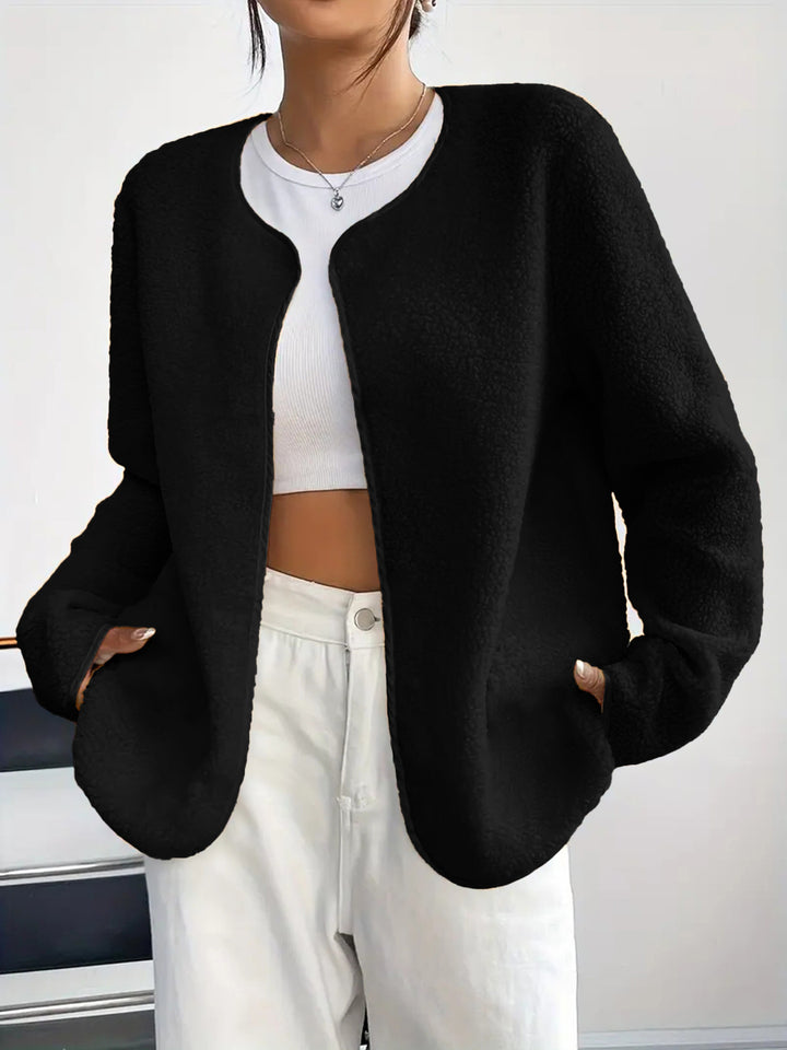 Damen Kurzjacke Teddy-Fleece Cardigan ohne Verschluss mit Rundhals – Célinea