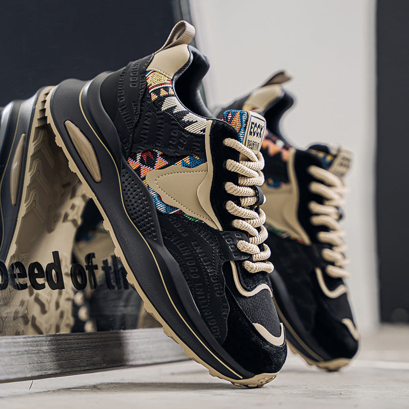 Damen Sportliche Sneakers mit geometrischem Obermaterial und dämpfender Profilsohle Echo Archiv