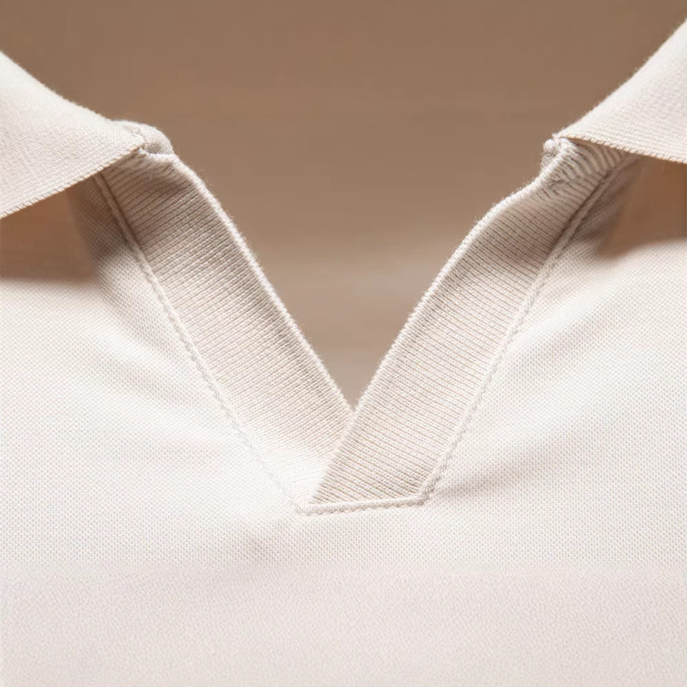 Herren nan feinstrickiges Kurzarm-Poloshirt mit offenem V-Kragen und elastischem Saum Echo Archiv