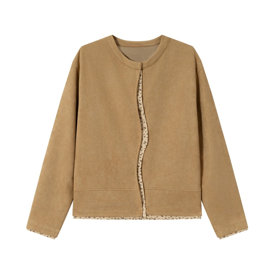 Damen Kurz geschnittene Wildlederoptik Blousonjacke mit Rundhalsausschnitt, verdeckter Knopfleiste und floralem Innenbesatz Echoarchiv