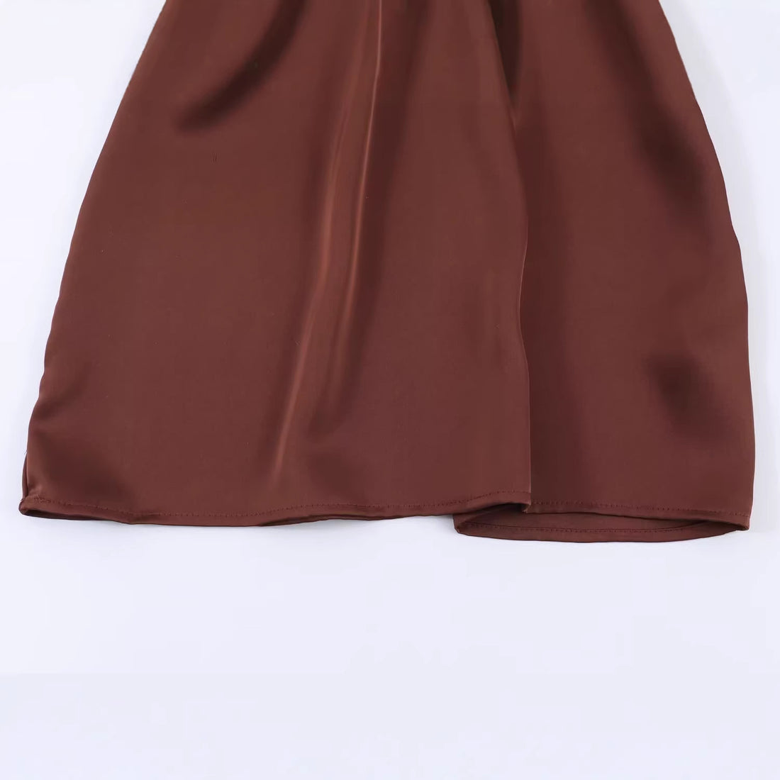 Damen Kurzes A-Linien-Kleid mit Rosen-Jacquard, Volantärmeln und Ziergürtel Echoarchiv