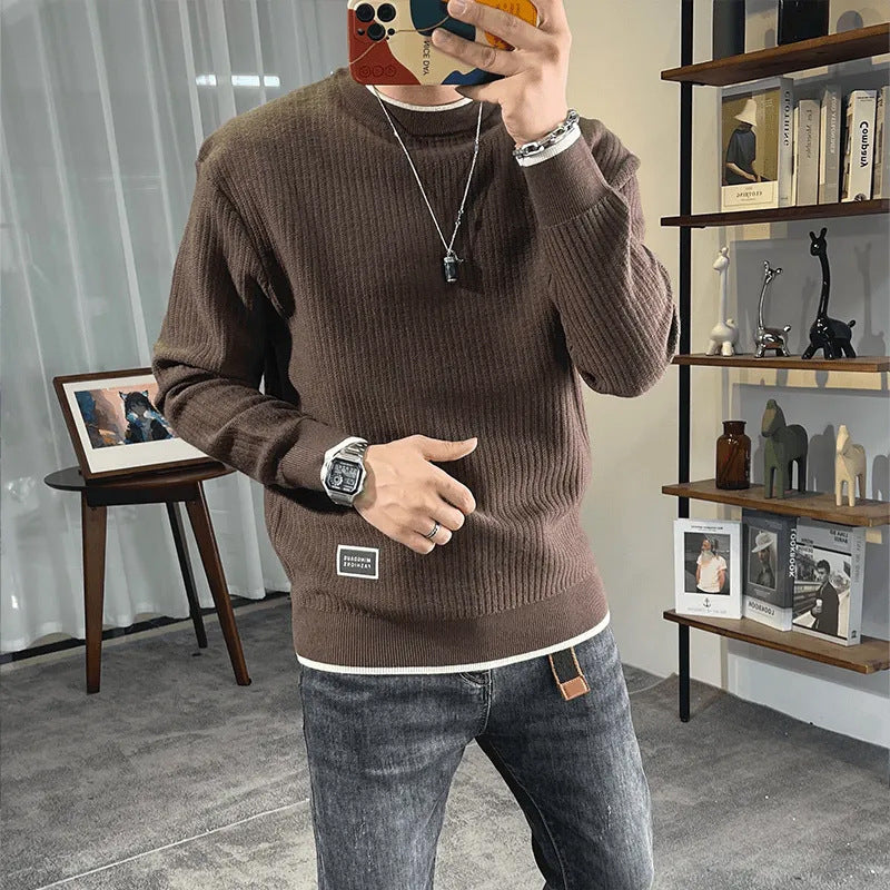 Herren Feinstrick-Ripppullover mit Rundhalsausschnitt und legerer Oversize-Passform Echoarchiv