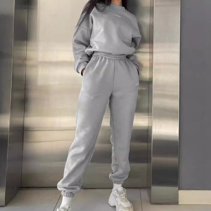 Damen nan Oversized kurz geschnittenes Sweatshirt mit High Waist Fleece Jogginghose Set Echo Archiv