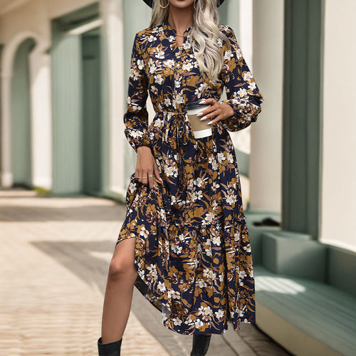 Damen Langärmeliges Midikleid mit Bindegürtel, Stufensaum und seitlichem Schlitz Echoarchiv
