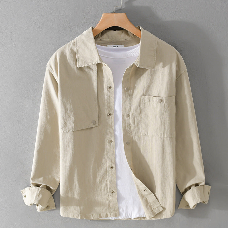 Herren Minimalistisches Baumwoll-Utility-Overshirt mit Druckknopf-Leiste und Brusttaschen Echoarchiv