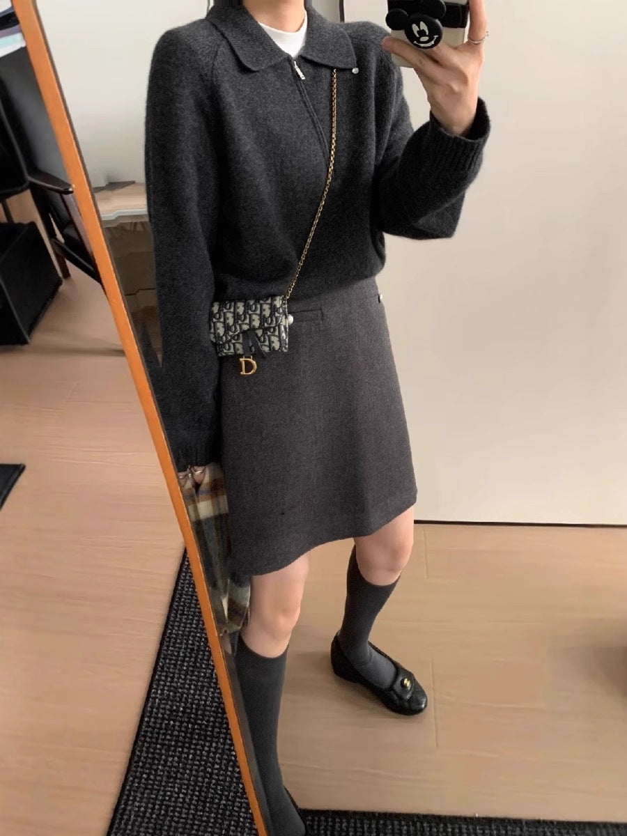 Damen Kurzzip-Polo-Pullover aus flauschigem Wollmix mit kastiger Silhouette Echoarchiv