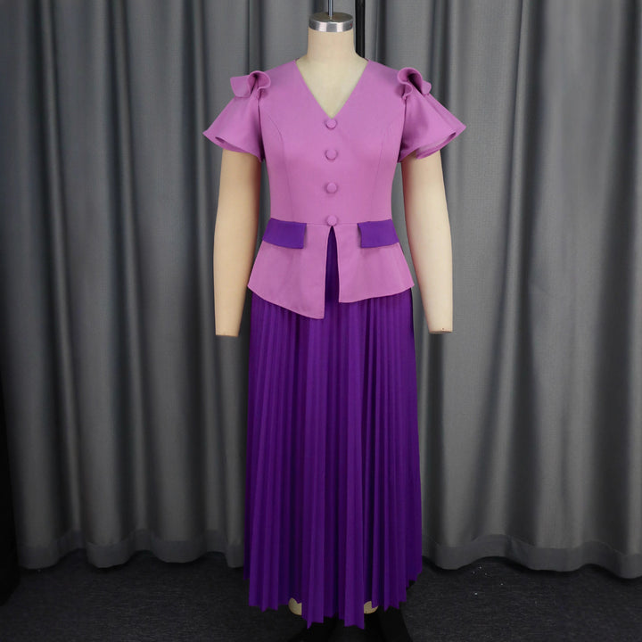 Damen Elegantes Plissee-Kleid mit modischen Rüschendetails und taillierter Jacke Echo Archiv