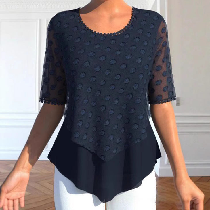 Damen nan elegante Lagenbluse mit transparentem Tüllüberzug, Pünktchenstruktur und asymmetrischem Zipfelsaum Echo Archiv