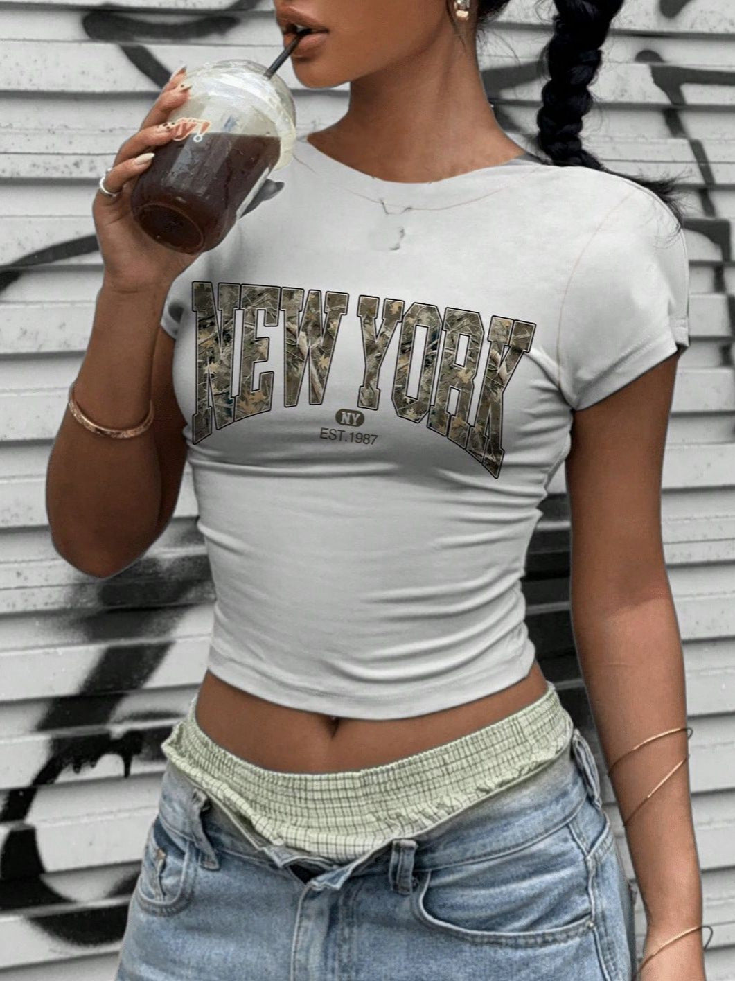 Damen Crop-T-Shirt mit auffälligem New York Grafikdruck Echo Archiv
