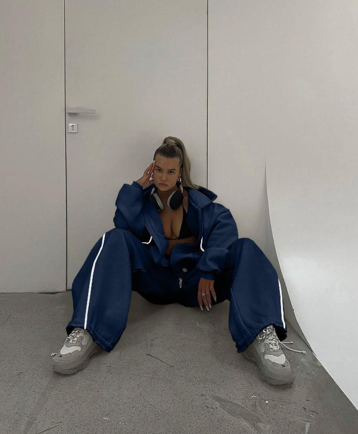 Damen nan weites Oversize-Trackset mit Reißverschluss-Kapuzenjacke und extraweiter Loungehose Echo Archiv