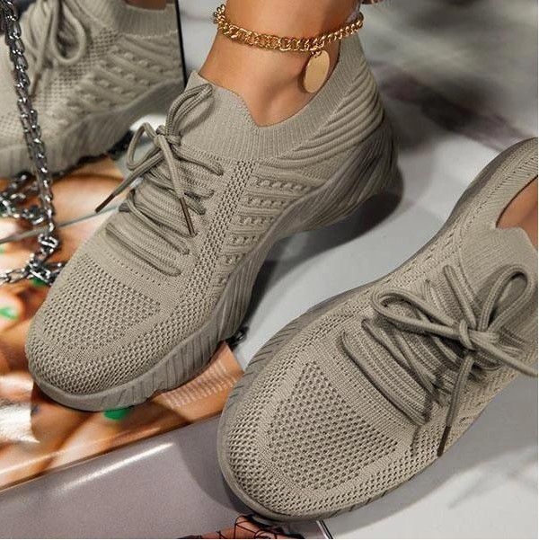 Damen Atmungsaktive Strick-Sneaker mit elastischem Schaft und rutschfester Profilsohle Echoarchiv