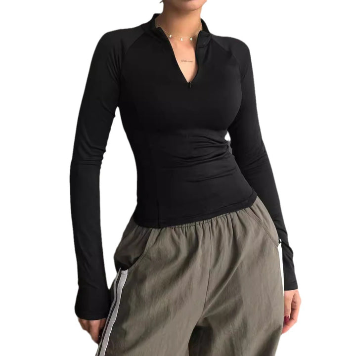 Damen Enganliegendes Sportliches Langarm-Top mit kurzem Stehkragen und V‑Ausschnitt – Avérine