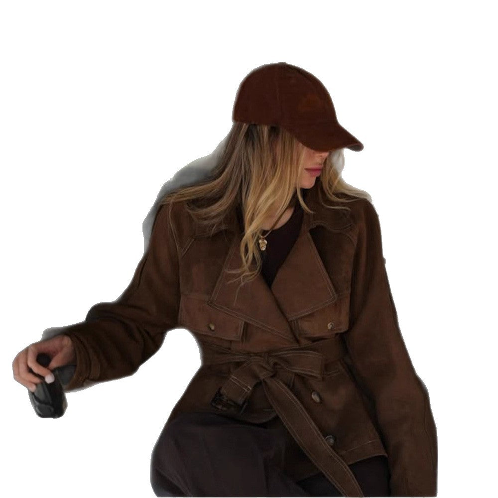 Damen Kurz geschnittener Veloursleder‑Trenchjacke mit Taillengürtel und verstellbaren Manschetten Echoarchiv