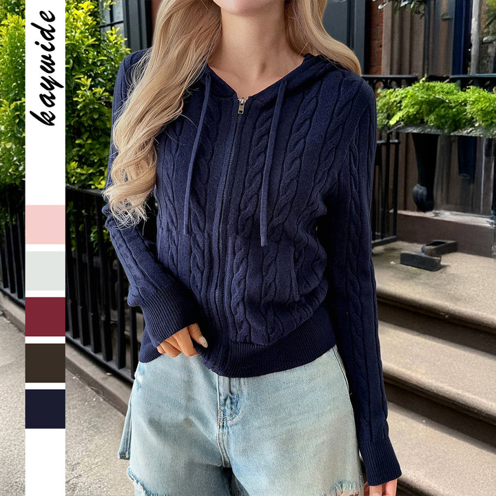 Damen Kapuzen-Strickjacke mit Reißverschluss, Zopfstrickstruktur und Kängurutasche – Veloura