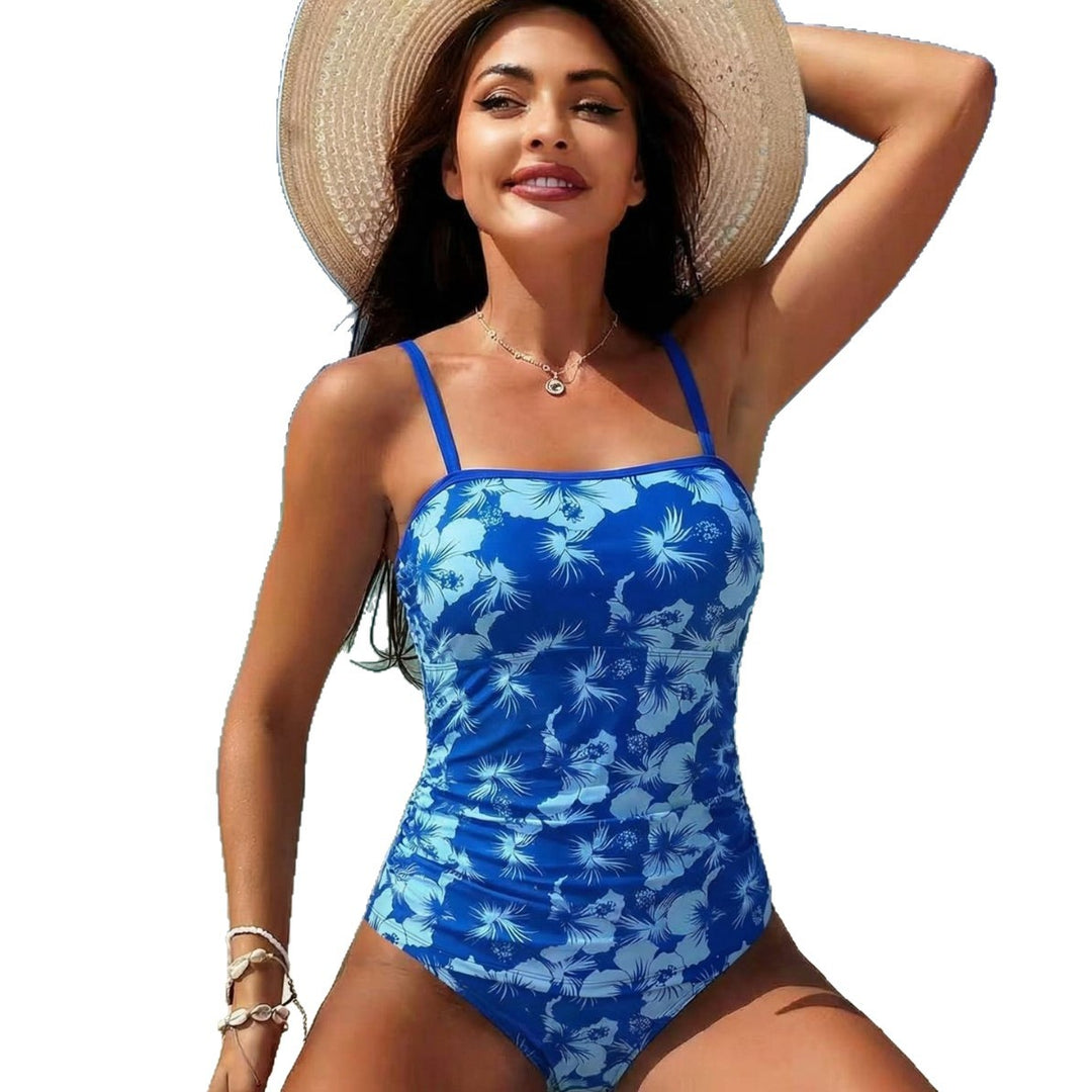 Damen Eleganter Floral Badeanzug mit moderner Silhouette Echo Archiv