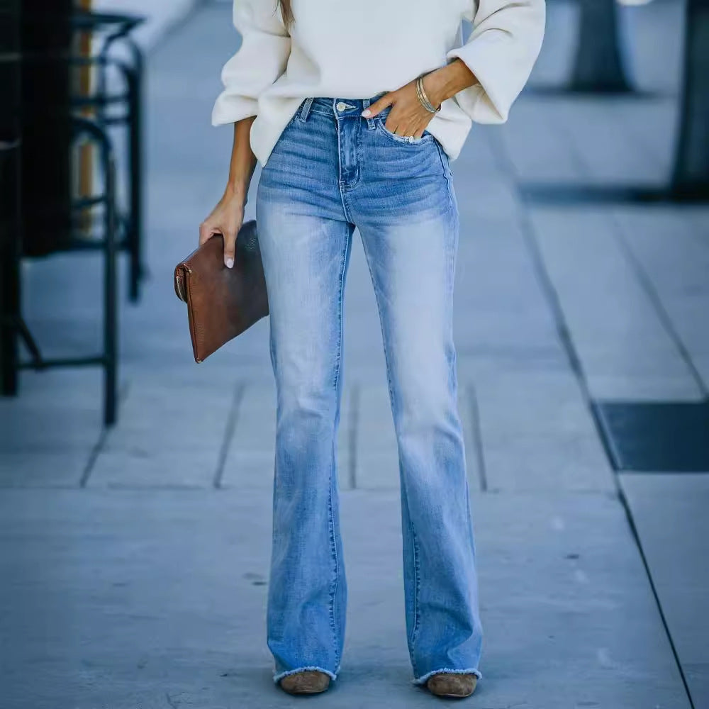 Damen nan Highwaist-Schlagjeans mit offenem Saum und figurformender Passform Echo Archiv