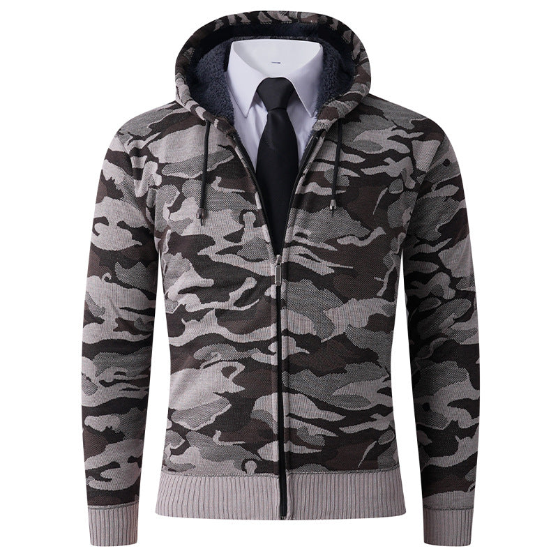 Herren modischer Hoodie mit gefütterter Kapuze und kräftigem Camouflage-Muster Echoarchiv