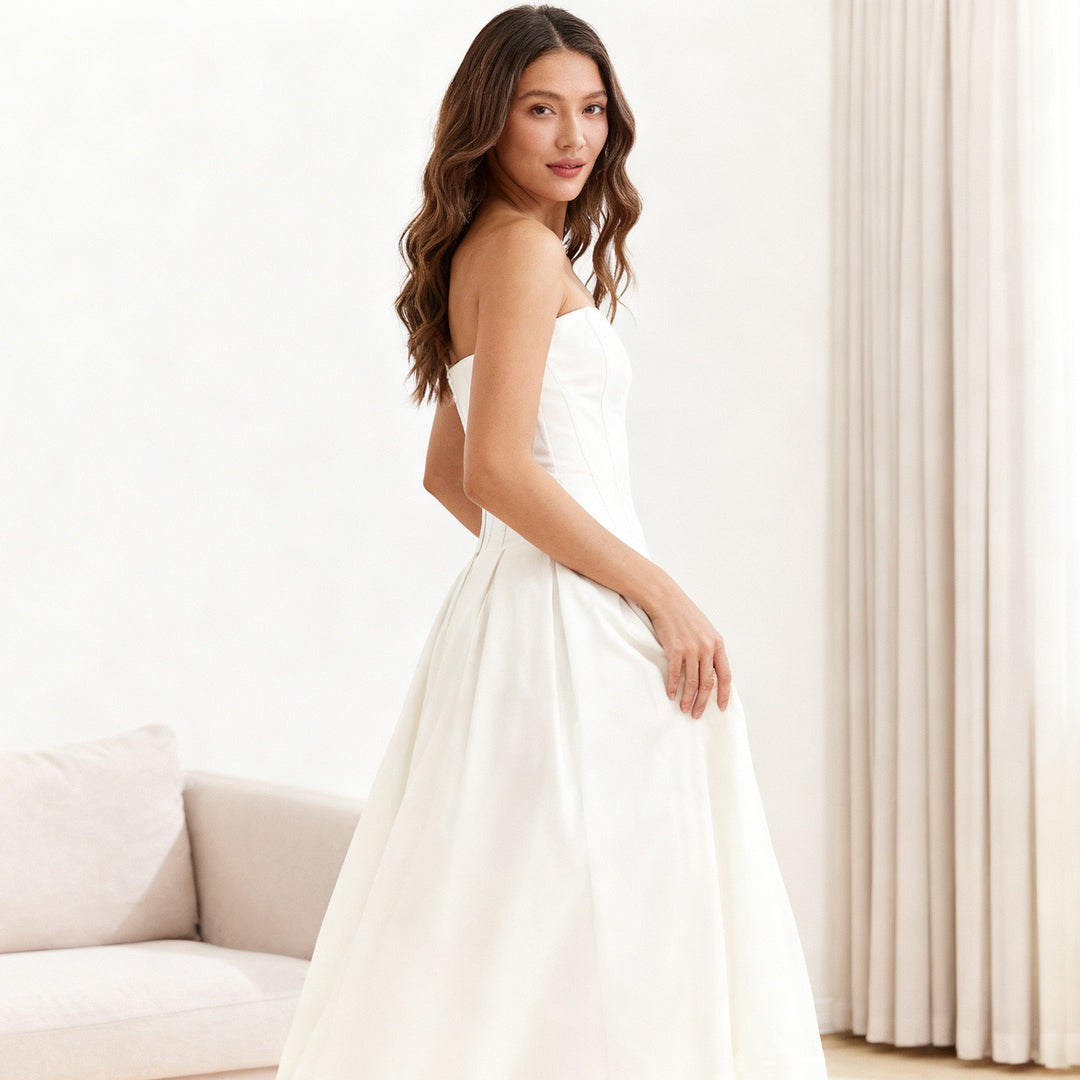 Damen Elegant geschnittenes Korsettkleid mit schwingendem Rock Echo Archiv