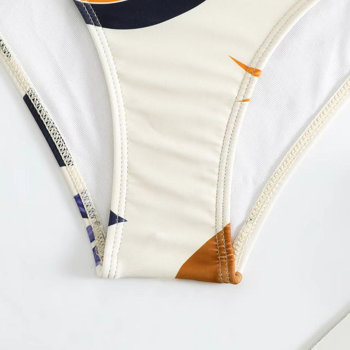 Damen Bikiniset mit kreativem Wickelrock und elegantem Design Echo Archiv