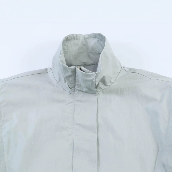 Damen Gekürzte Utility-Jacke mit hohem Stehkragen, weiten Raglanärmeln und verdeckter Frontblende Echo Archiv