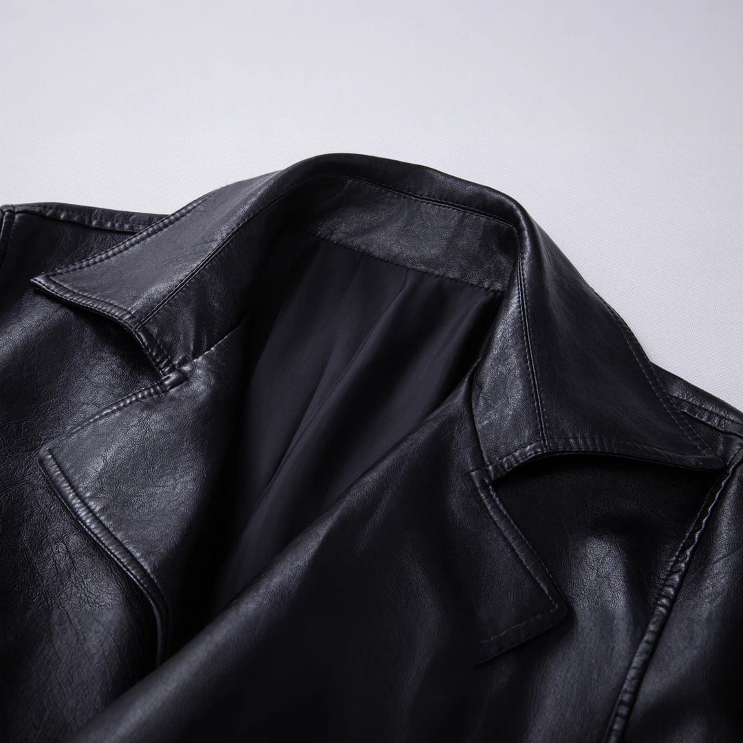Herren modische Kunstlederjacke mit seitlichem Reißverschluss und stilvollem Stehkragen Echoarchiv