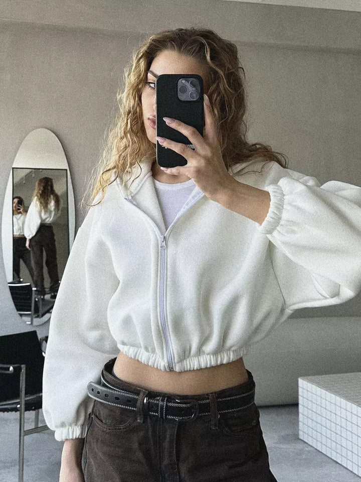 Damen nan oversized Kapuzenjacke kurz geschnitten mit elastischem Saum und Ballonärmeln Echo Archiv