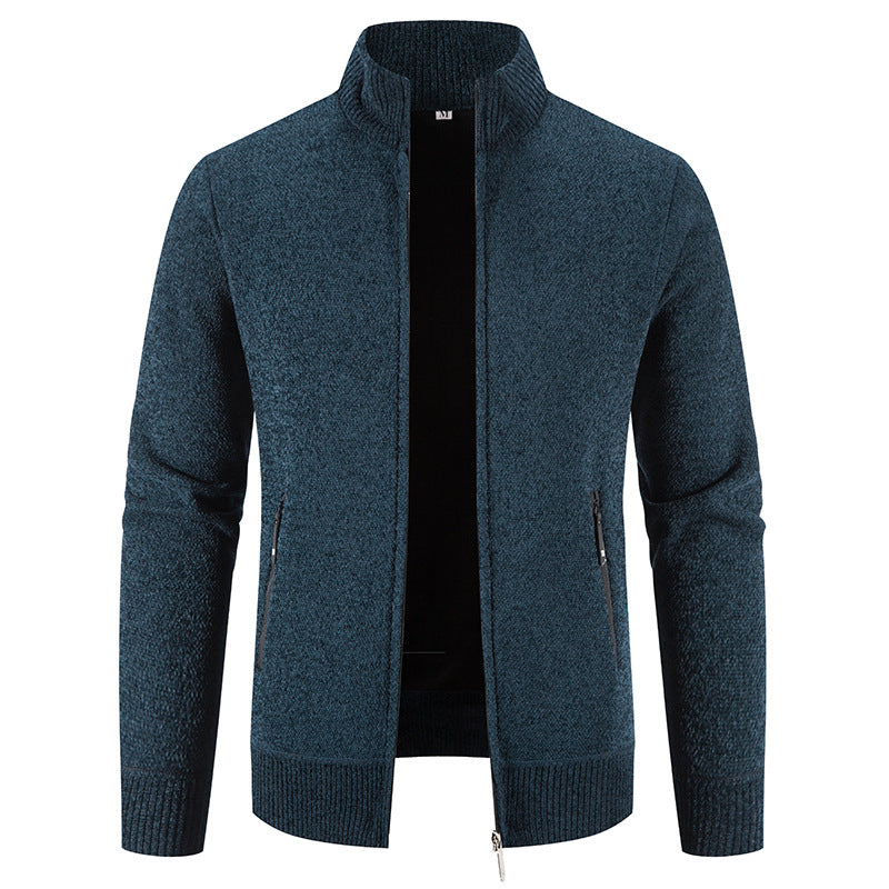 Herren elegante Strickjacke mit hohem Kragen und praktischen Reißverschlusstaschen Echoarchiv