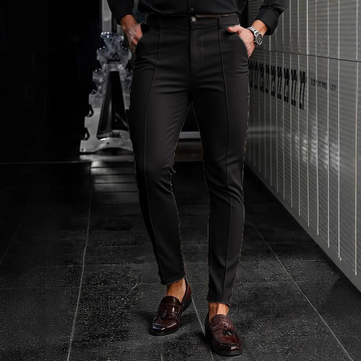 Herren Modische Slim-Fit Anzughose mit feinen Nähdetails Echoarchiv