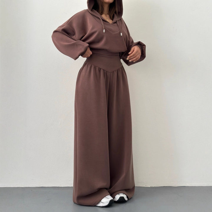 Damen nan luxuriöses Freizeitset Kapuzenpullover mit V-Ausschnittdetail und Culotte mit hoher Taille Echo Archiv