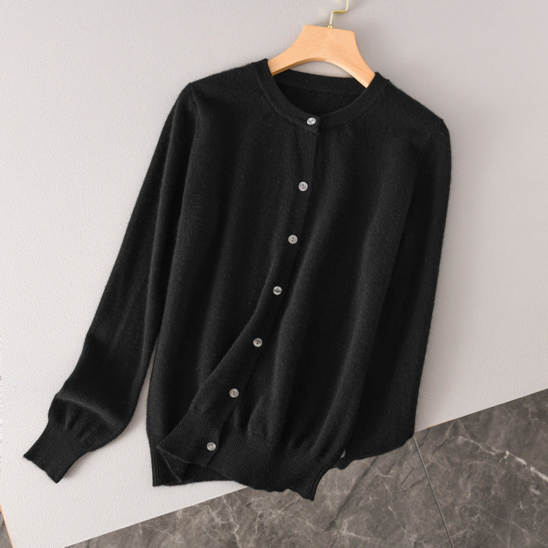 Damen Leichter Rundhals-Knopfcardigan in Kaschmiroptik mit feiner Rippkante und lässiger Silhouette Echoarchiv