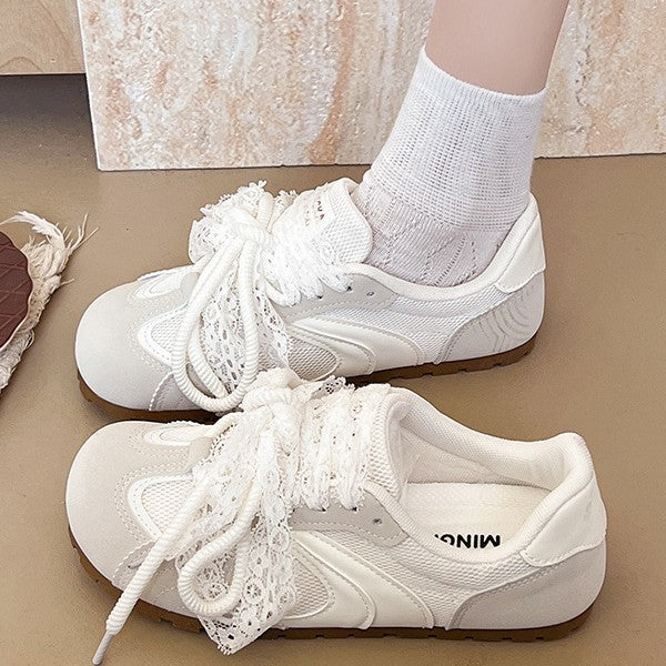 Damen Sneaker mit romantischem Spitzen-Schnürsystem Echo Archiv