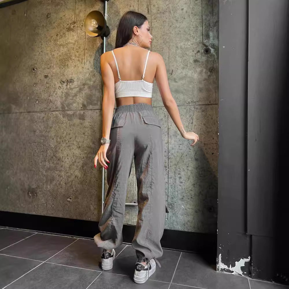 Damen Cargo-Haremshose mit hoher elastischer Taille und aufgesetzten Klappentaschen Echoarchiv