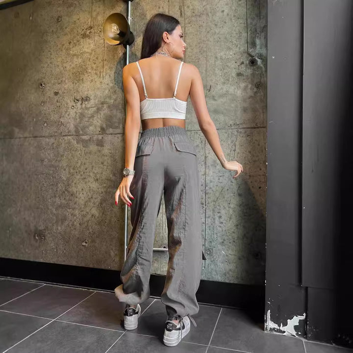 Damen Cargo-Haremshose mit hoher elastischer Taille und aufgesetzten Klappentaschen Echoarchiv