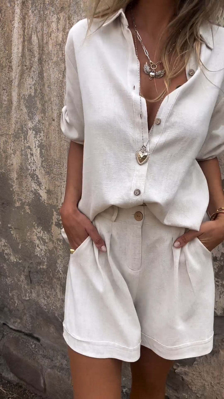 Damen Lässiges Jumpsuit mit Knopfverschlossenem Oberteil und Praktischem Taillenzug Echoarchiv