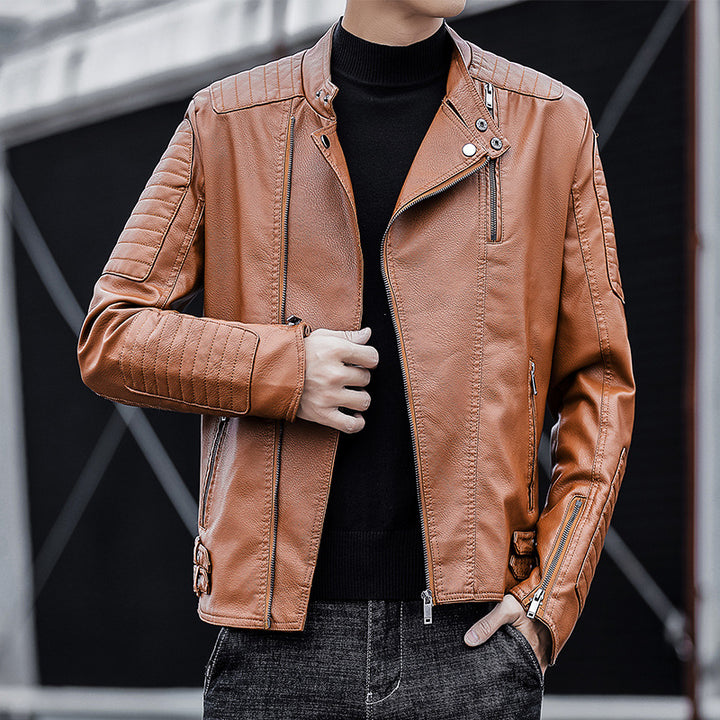 Herren Slim-Fit Kunstleder-Bikerjacke mit gesteppten Ärmelpaneelen, asymmetrischem Reißverschluss und Stehkragen Echo Archiv