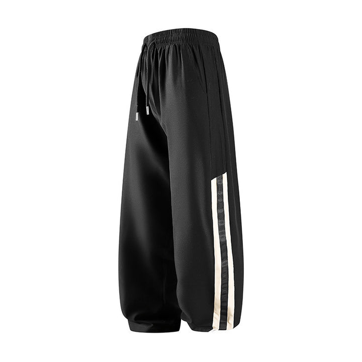 Herren Sweatpants mit elastischem Bund und seitlichen Streifen Echo Archiv