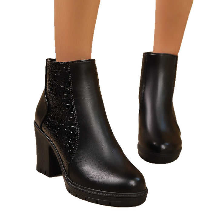 Damen nan elegante Stiefelette mit mittelhohem Blockabsatz, profilierter Laufsohle und Kroko-Prägung Echo Archiv