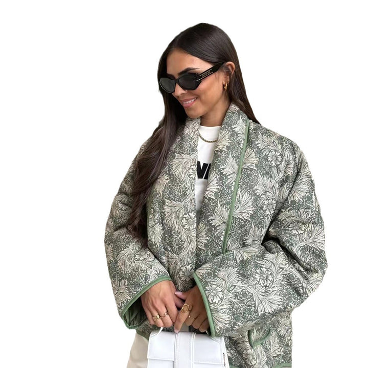 Damen Kurz geschnittene Steppjacke im Vintage-Blumenmuster mit Schalkragen und Kontrastpaspel Echo Archiv