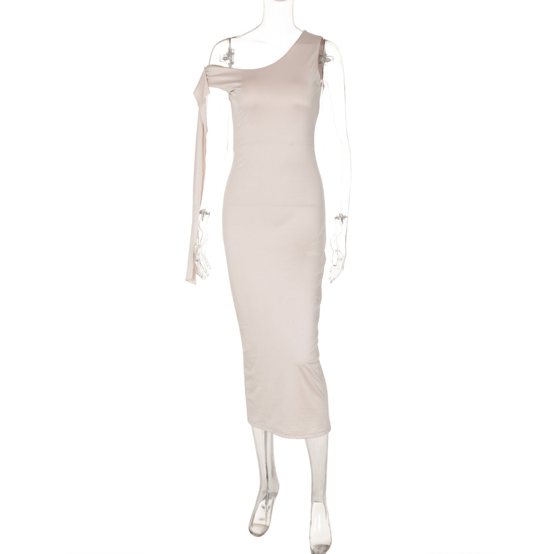 Damen Edles One-Shoulder-Kleid mit figurbetonter Silhouette und langen Ärmeln Echo Archiv