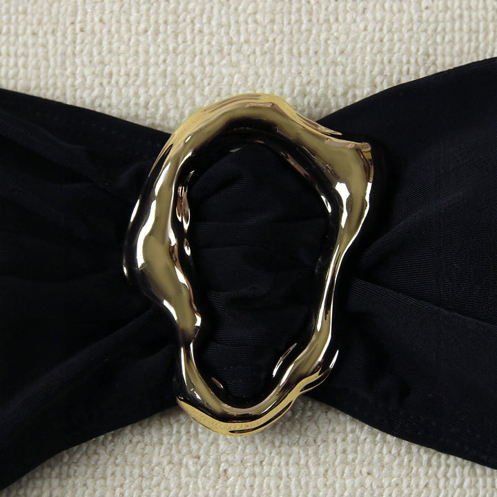Damen Bikini-Set mit elegantem Bandeau-Oberteil und modischem Hosenumfang Echo Archiv