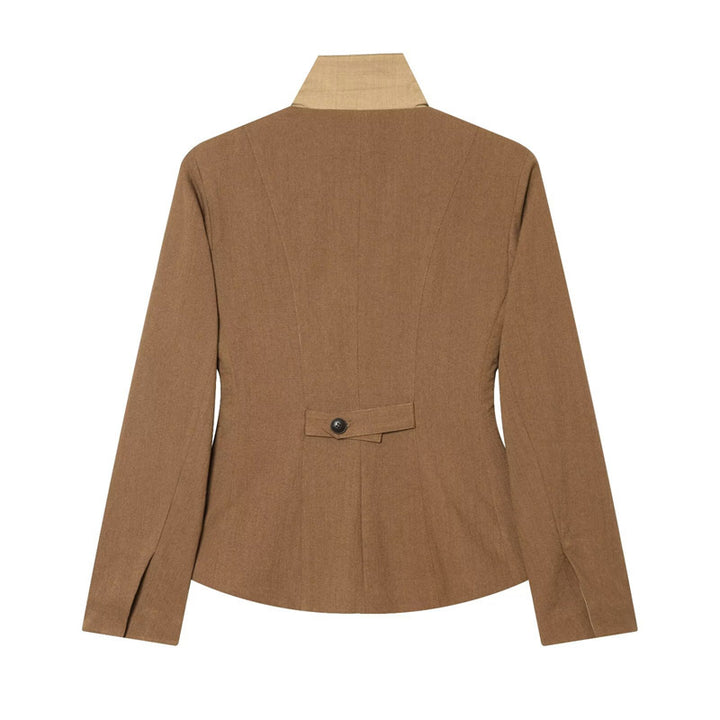 Damen Taillierte Woll-Reitjacke mit Stehkragen und Pattentaschen Echo Archiv