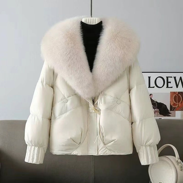 Damen nan kurze wattierte Steppjacke mit voluminösem Kunstfellkragen und Taillenzug Echo Archiv